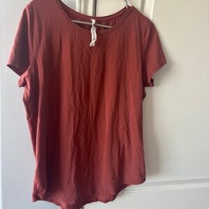 Lululemon women’s top